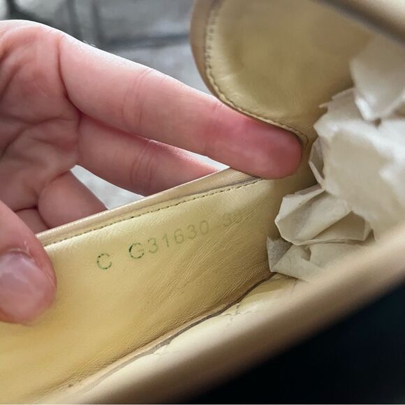 CHANEL Classic Black Cap Toe Flats Loafers Sz. 38.5 - Picture 7 of 10